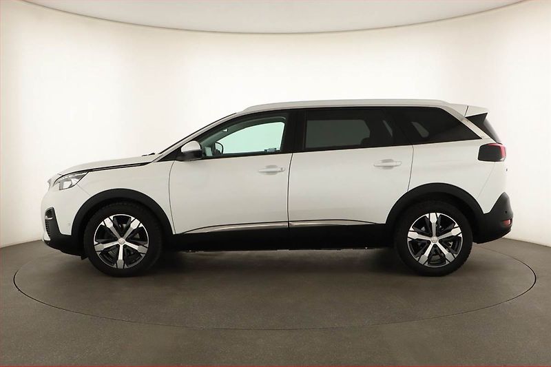 Peugeot 5008 (2017) Premium 1.6 BlueHDi, Automat - fotka 3 z 20