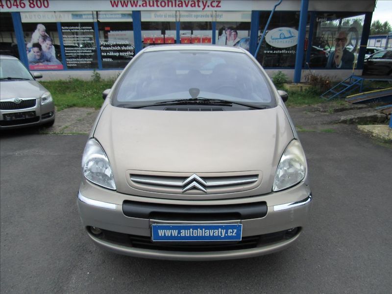 Citroën Xsara Picasso 1,8 85kW - fotka 2 z 24
