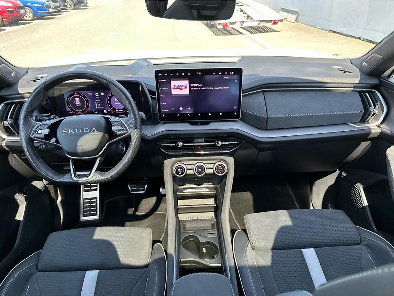 Škoda Kodiaq iV 1,5 TSI / 150 kW Sportline - fotka 22 z 27