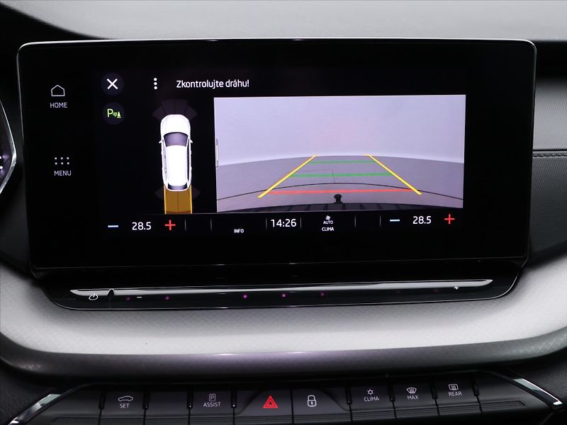 Škoda Octavia 2,0 TDI 110kW DSG Style - fotka 29 z 39