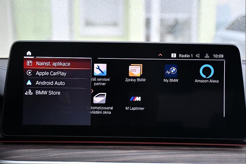 BMW Řada 5 540i xD LUXURY HUD REZERVACE - fotka 39 z 46
