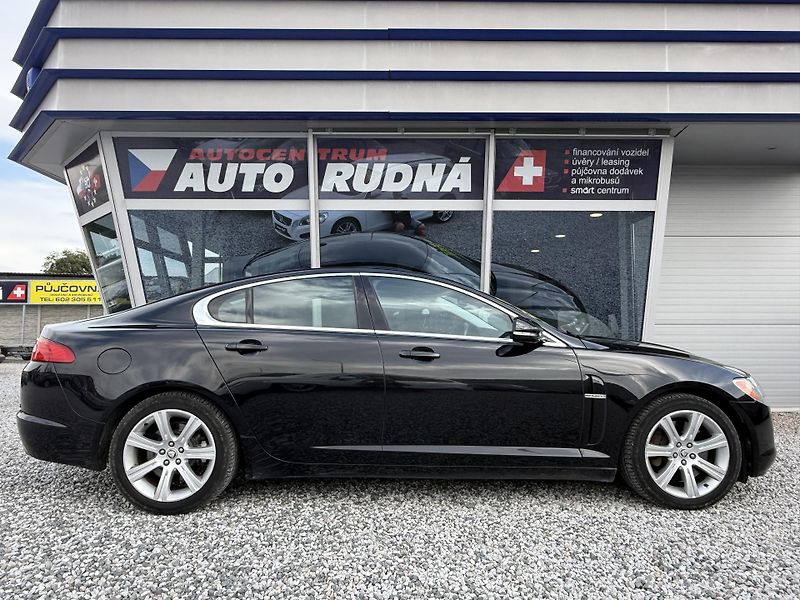 Jaguar XF 3,0 V6 Diesel Lux Automat - fotka 8 z 40