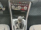 Volkswagen T-Roc (2019) IQ. DRIVE 1,5 TSI 110 KW - náhled 23