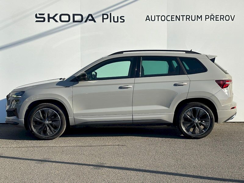 Škoda Karoq (2022) 2.0 TDI 110kW SportLine - fotka 3 z 35