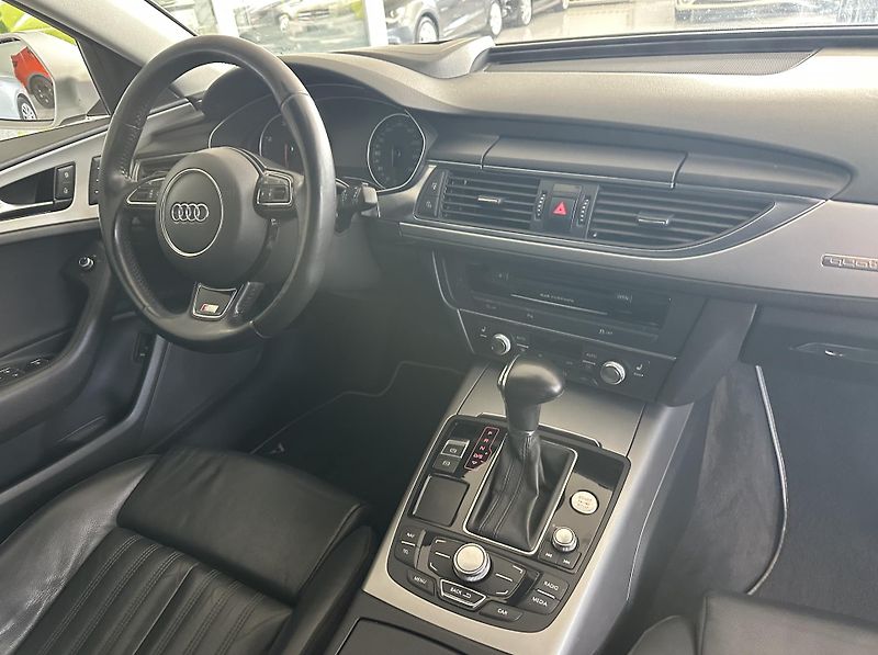 Audi A6 (2012) - fotka 24 z 36