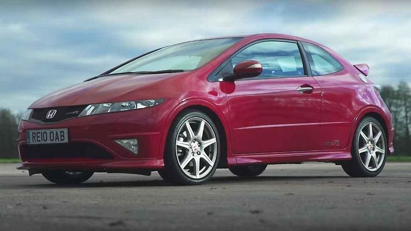 Všechny generace Hondy Civic Type R prodávané na trhu Velké Británie.