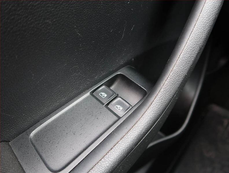 Škoda Fabia (2019) 1.0, Serv.kniha - fotka 14 z 15