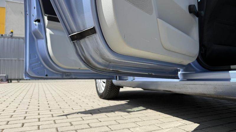 Škoda Roomster 1.4 16V*63kW*STYLE*1.MAJ*140KM - fotka 13 z 28