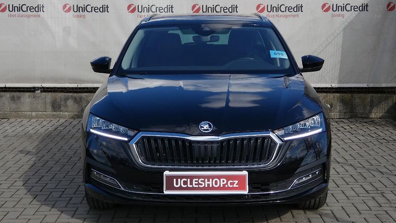 Škoda Octavia Combi 2,0 TDI Style DSG 110 kW - fotka 2 z 23