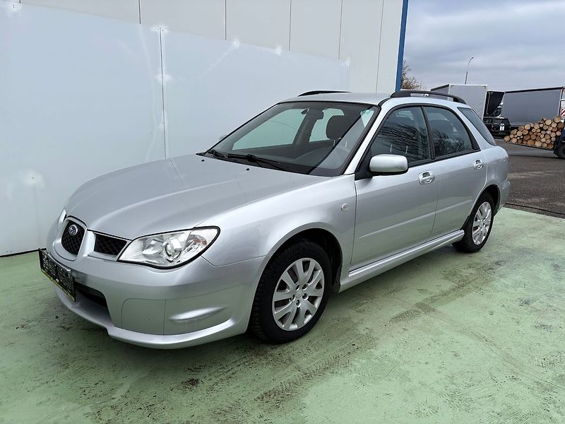 Subaru Impreza 1.5R, 77kW, 4x4, Automat - fotka 3 z 23