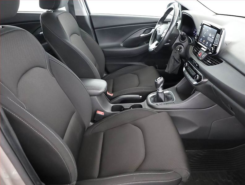 Hyundai i30 (2020) 1.4 T-GDI, Serv.kniha - fotka 7 z 19