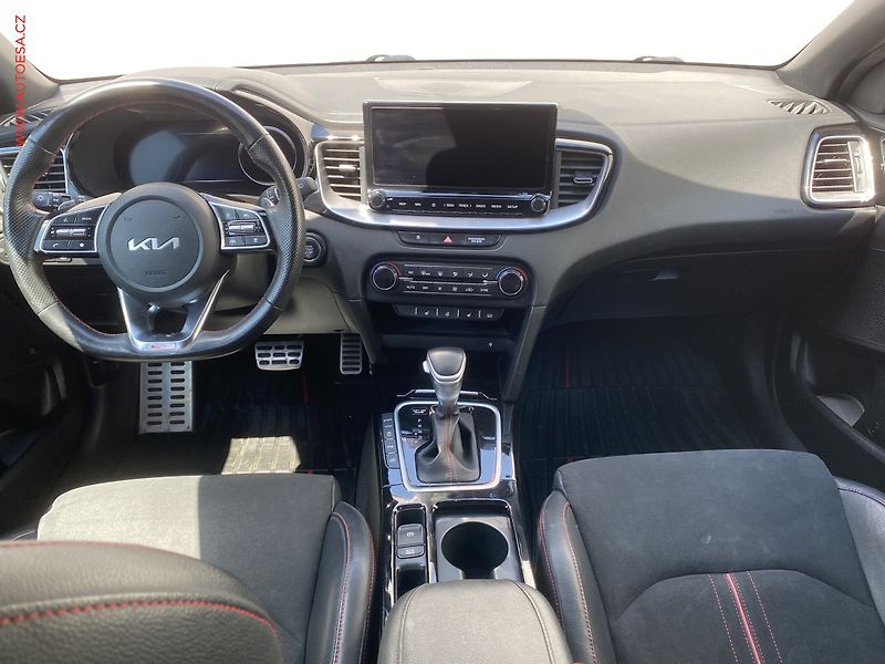 Kia ProCeed (2021) 1.6 TGDi, 1.maj,ČR, GT, AT - fotka 8 z 21