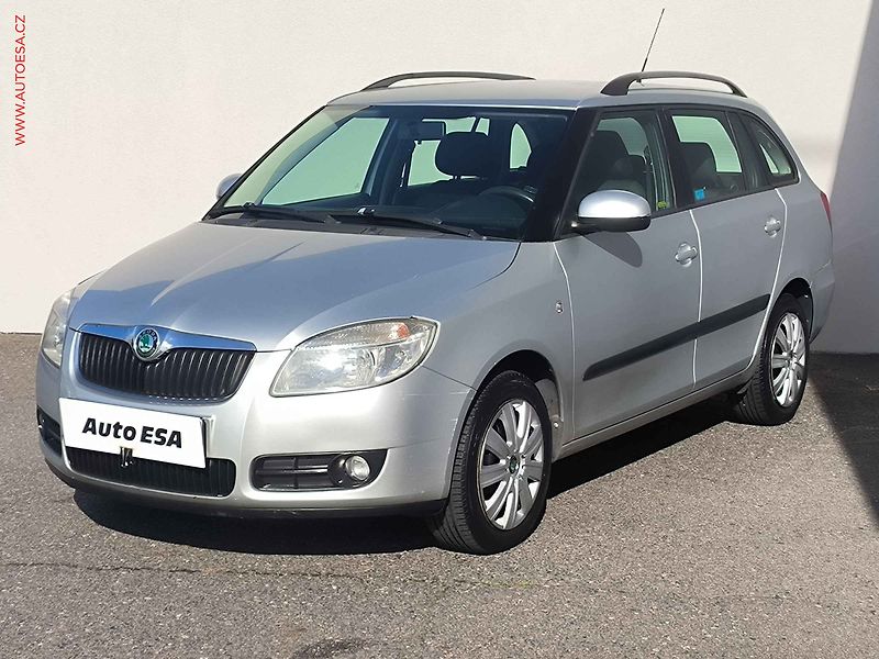 Škoda Fabia (2009) 1.2 12V, ČR, AC, ČR - fotka 3 z 14