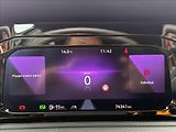 Volkswagen Golf 2,0 GTI 180kW Matrix,Panor,ACC - náhled 30
