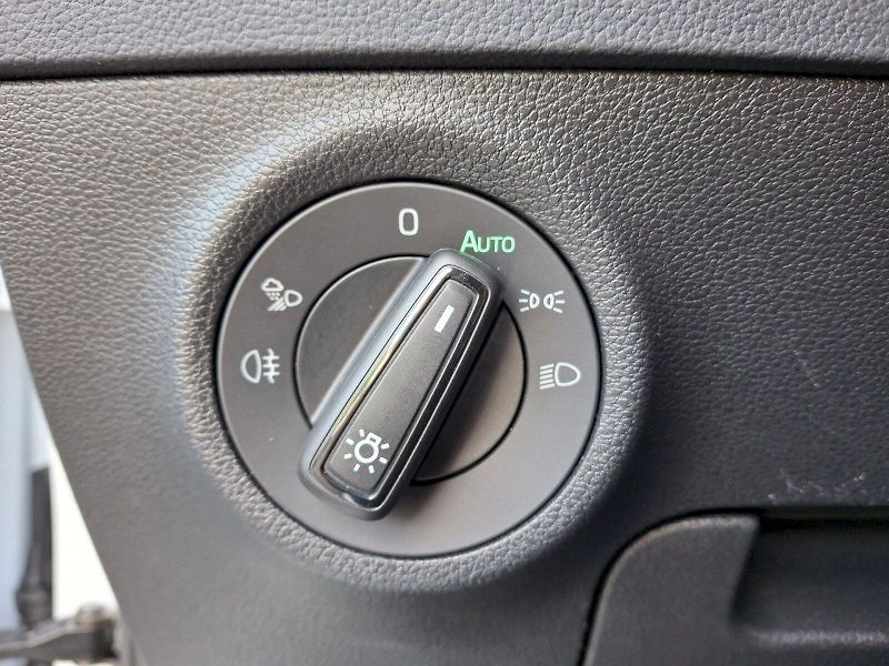 Škoda Karoq (2024) SportLine DSG 1,5TSi 110kW - fotka 31 z 35