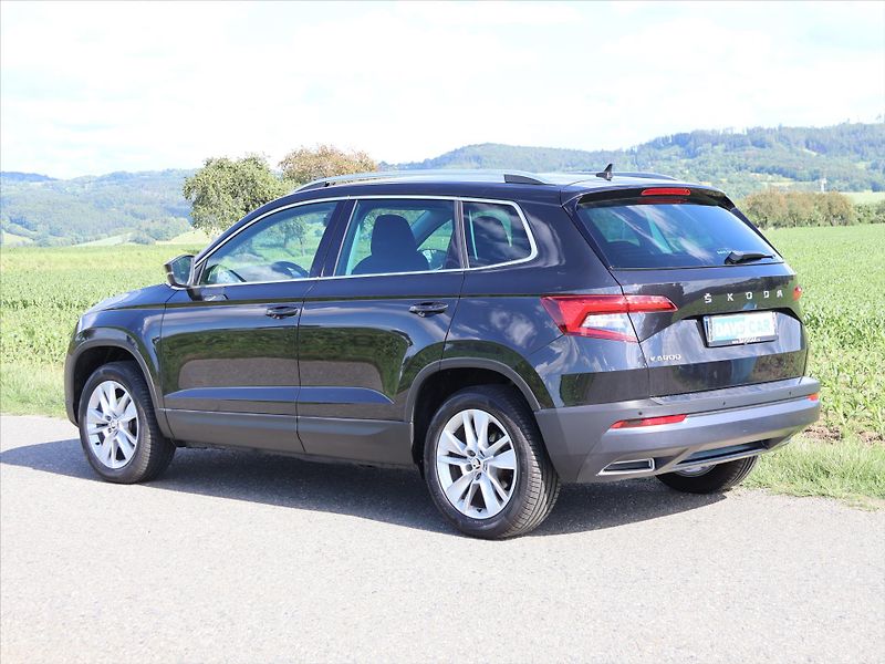 Škoda Karoq 1,0 TSI Soleil LED 1.Majitel - fotka 3 z 27