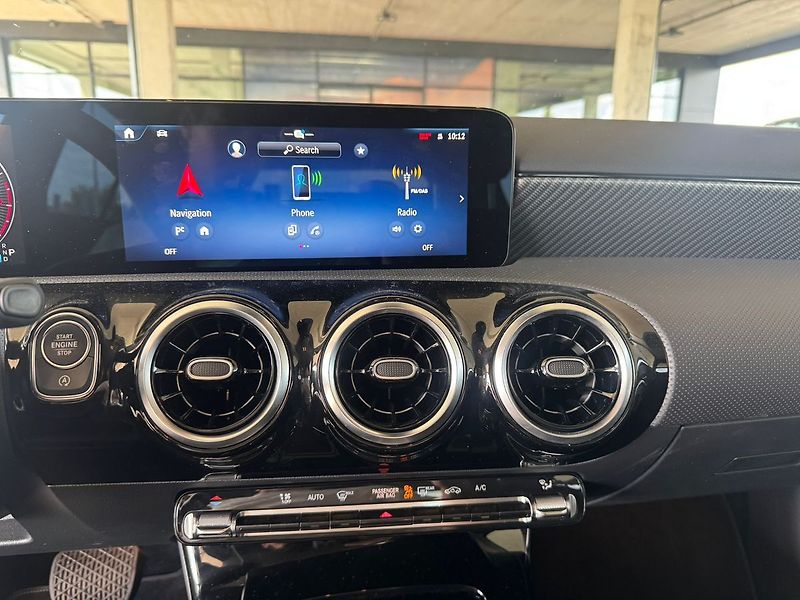 Mercedes-Benz Třídy A 200 - fotka 15 z 20