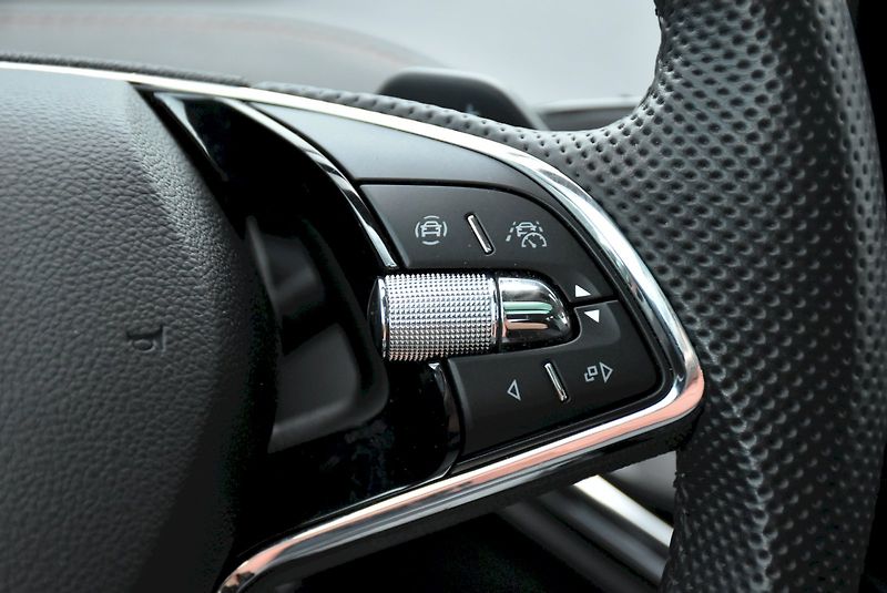Škoda Enyaq (2022) 80 150Kw Desing paket Suite - fotka 29 z 34