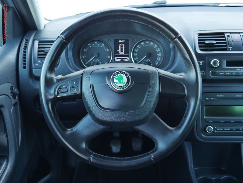Škoda Fabia (2013) 1.2 TSi, ČR, Elegance - fotka 11 z 21