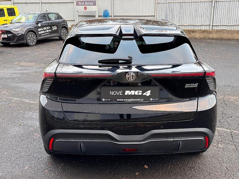 MG MG4 (2025) Electric Exclusive (64 kWh) - fotka 9 z 39
