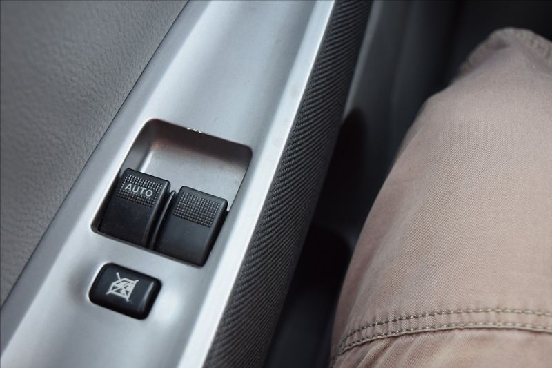 Mazda 2 1,4 D 50KW NOVÁ STK  AUTOMAT - fotka 23 z 41