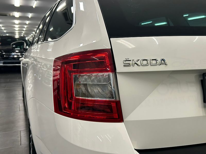 Škoda Octavia (2018) 1.4 G-Tec Ambition 2018 | Záru - fotka 12 z 71