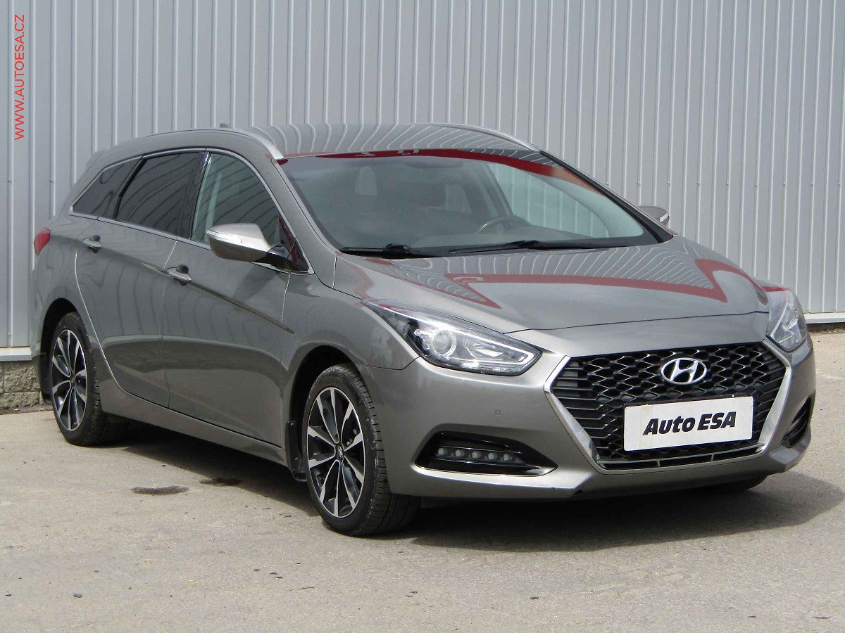 Hyundai i40 1.6CRDi, ČR, AC, navi, kamera