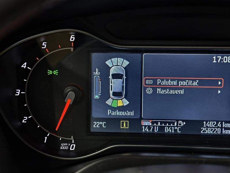 Ford S-MAX 2.2 TDCI 147kW TITANIUM S - fotka 14 z 22