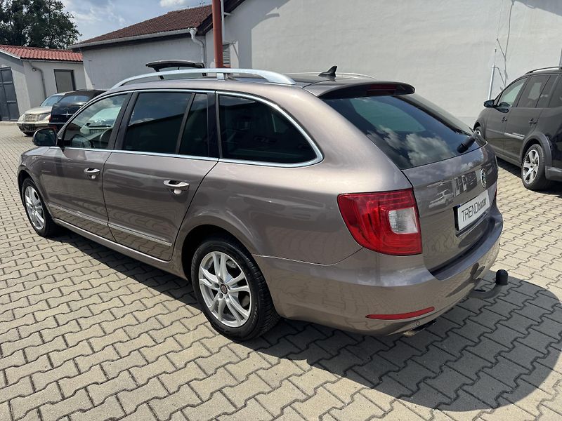 Škoda Superb 2,0TDi 4x4 KOMBI - fotka 6 z 24