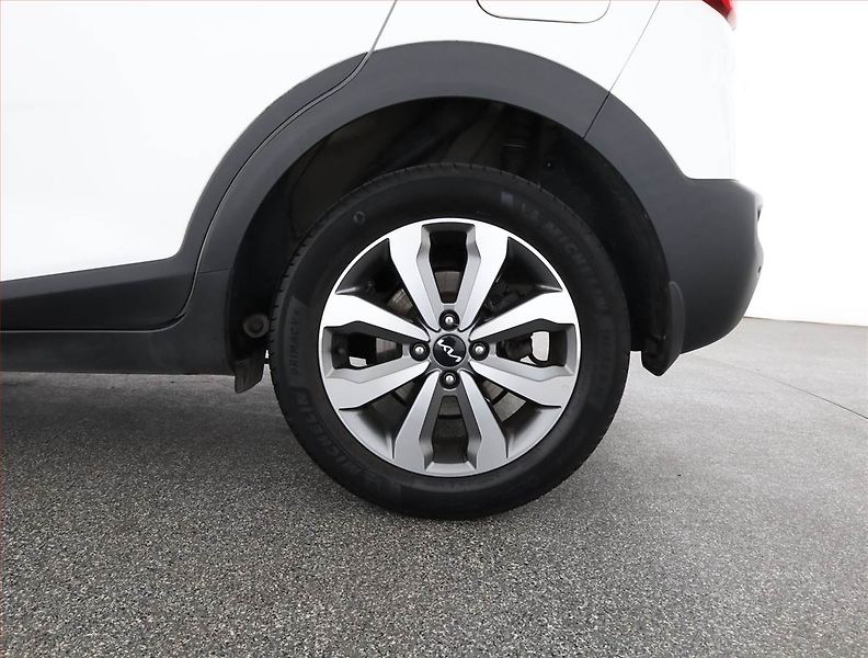 Kia Stonic (2022) 1.2 DPI, ČR,1.maj, Serv.kniha - fotka 18 z 18