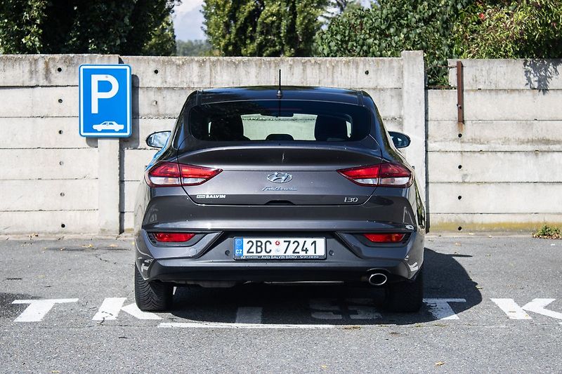 Hyundai i30 - fotka 6 z 20