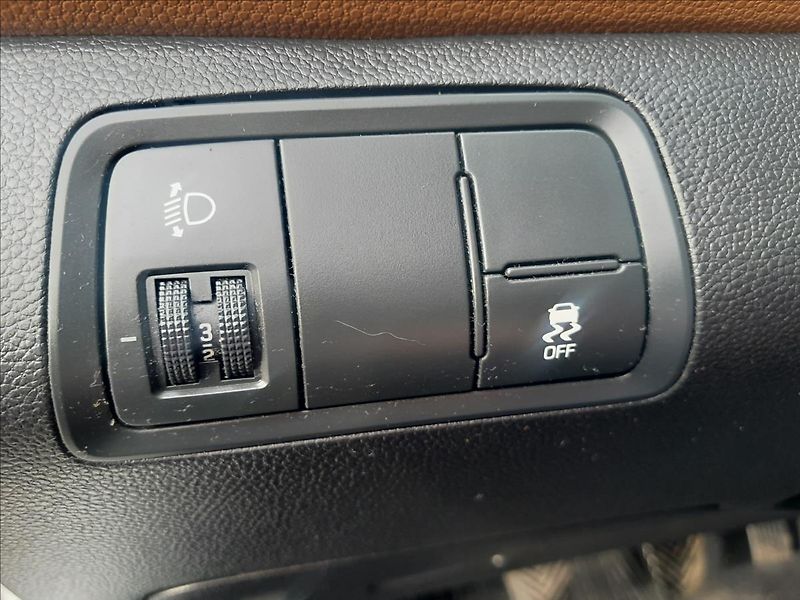 Hyundai i20 FC 1,2i 55kW - fotka 38 z 48