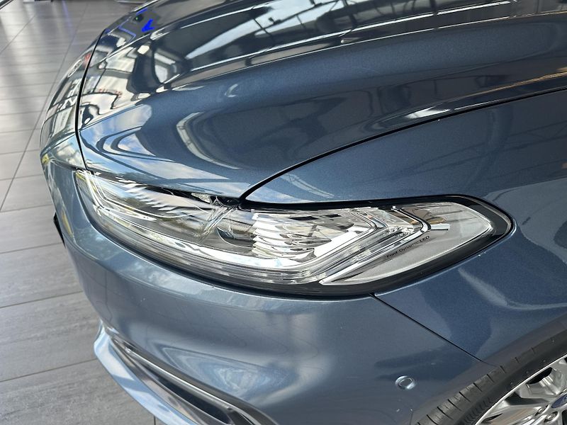 Ford Mondeo Titanium 2.0 EcoBlue 150k aut. - fotka 9 z 30