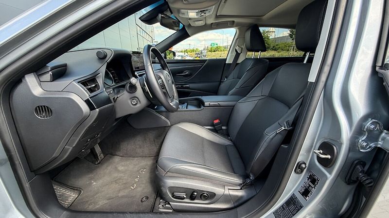 Lexus ES 300h 300H 2,5 HEV BUSINESS EDITION - fotka 7 z 25