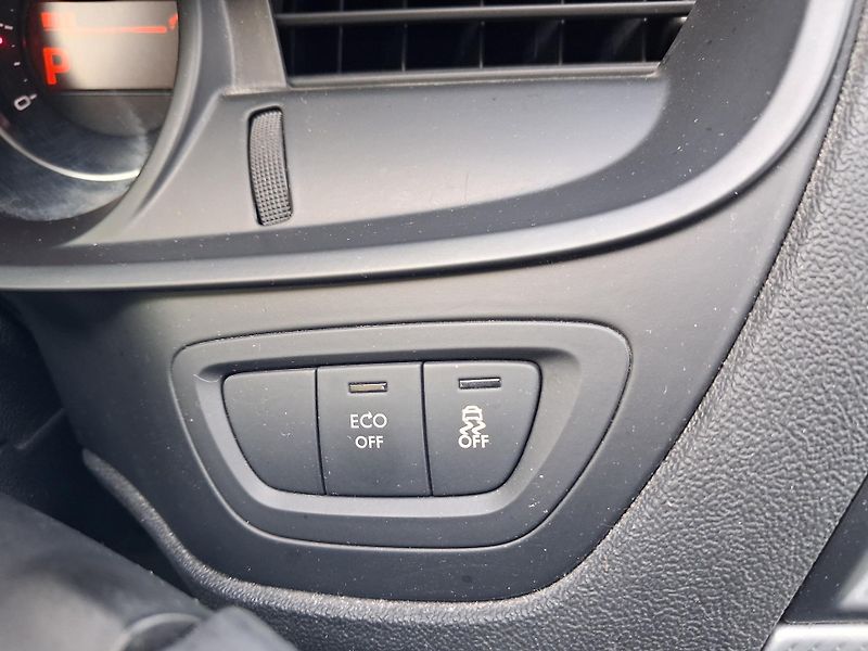 Citroën C5 (2016) 2,0HDi EXCLUSIVE TOP VÝBAVA ! - fotka 40 z 52