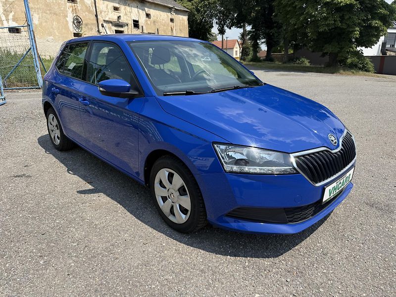Škoda Fabia 1,0i 70kW  Klimatizace - fotka 3 z 19