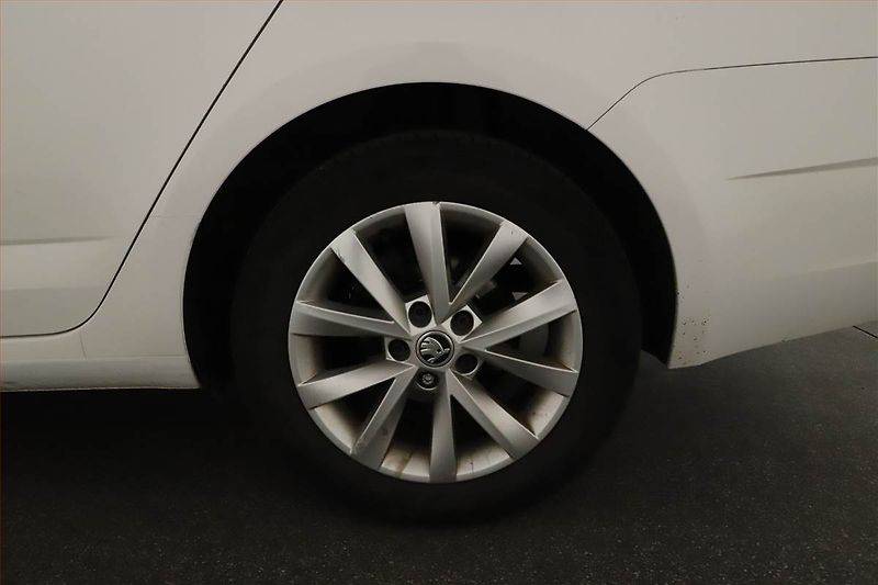 Škoda Octavia (2018) 1.6 TDI, Automat - fotka 11 z 13
