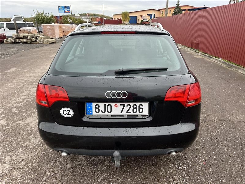 Audi A4 Avant 3,0 TDi 150KW 4x4 AUTOMA - fotka 7 z 31