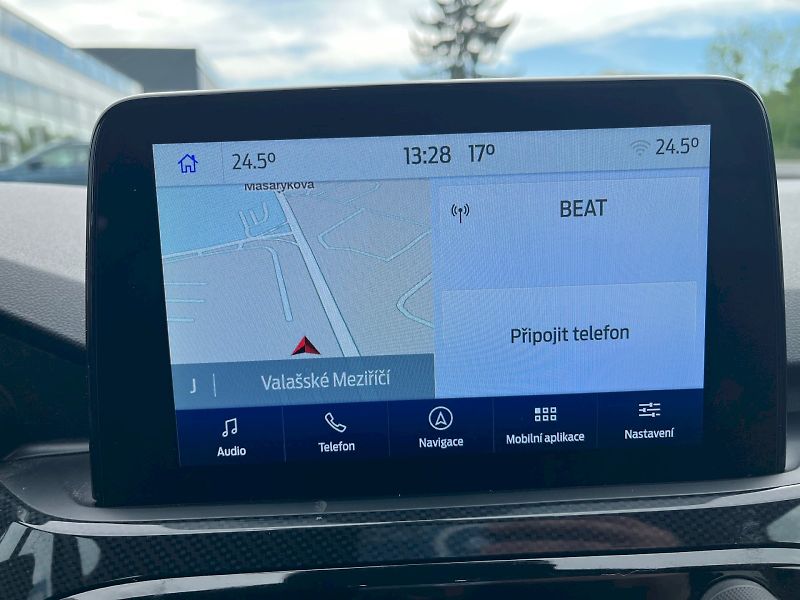Ford Kuga (2021) - fotka 25 z 28