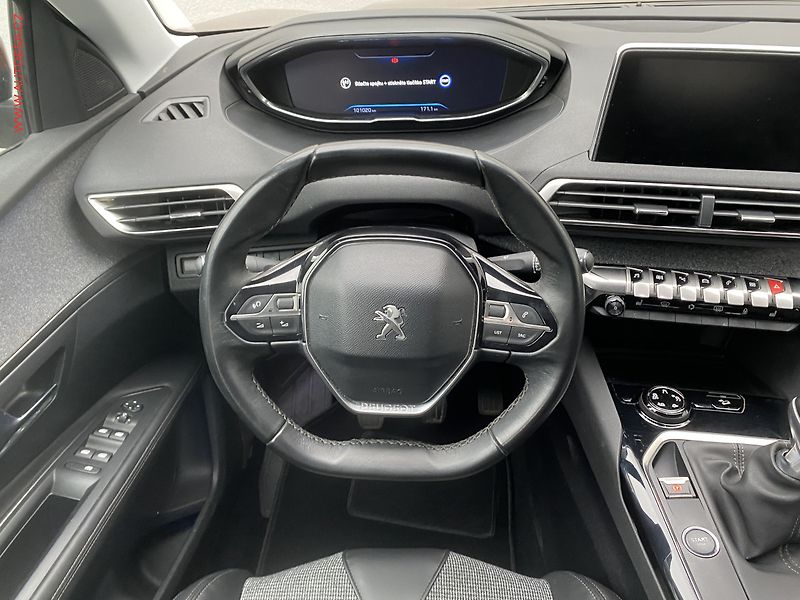 Peugeot 3008 (2019) 1.5 HDi, Allure, LED, kamera - fotka 11 z 18