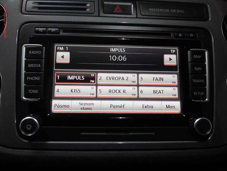 Volkswagen Tiguan (2013) 2.0TDi 4x4, Xenon, park.čidla - fotka 17 z 23