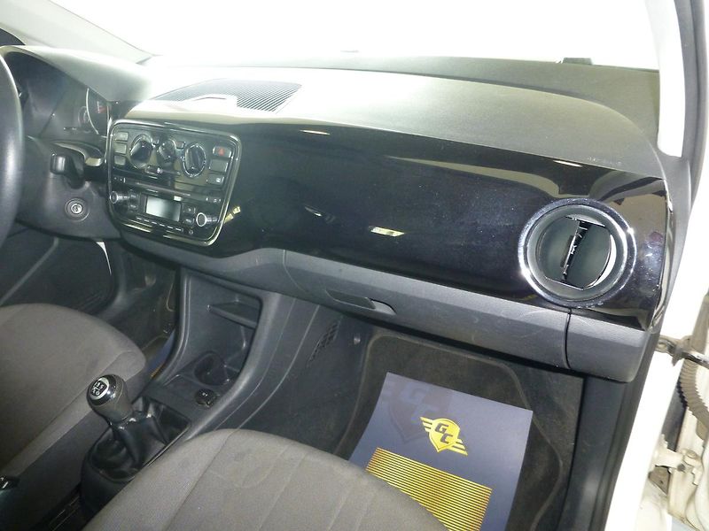 Volkswagen up! (2013) 1,0MPI**KLIMATIZACE** - fotka 16 z 22