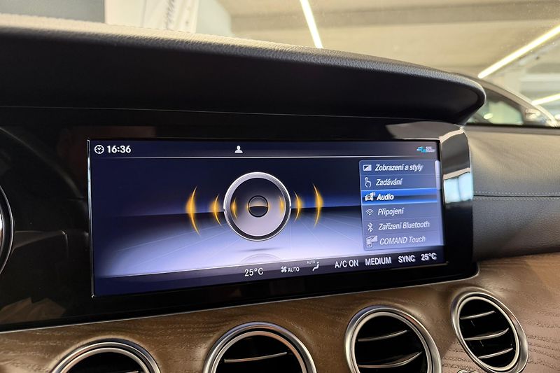 Mercedes-Benz Třídy E (2018) E 200d Exclusive - fotka 91 z 103