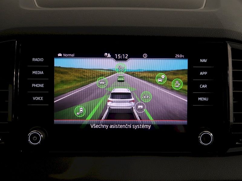 Škoda Karoq (2026) SPORTLINE 1.5TSI 110KW DSG TAŽ - fotka 30 z 42