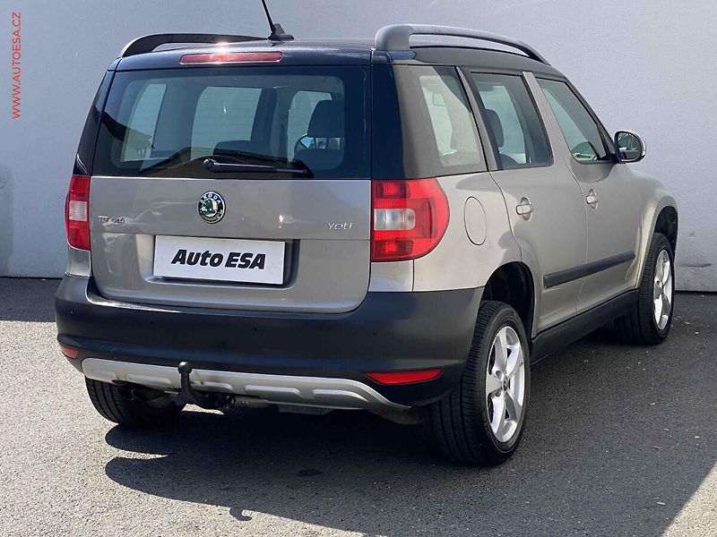 Škoda Yeti (2012) 2.0TDI, Ambition, AC - fotka 4 z 14