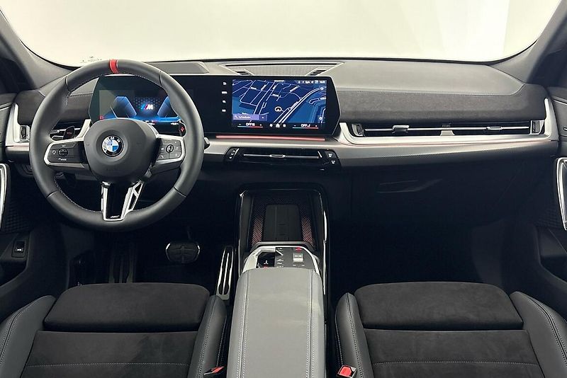 BMW X2 M35i xDrive - fotka 16 z 24