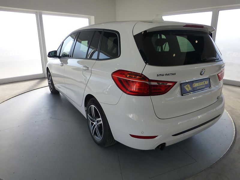 BMW Řada 2 (2016) 2,0D*NAVI*ALU*VYHŘ.SED*M.PAKET - fotka 7 z 28