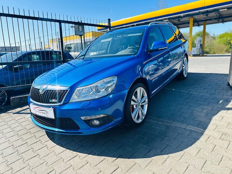 Škoda Octavia (2010) 2.0TDi RS DSG, PO SERVISU - fotka 3 z 16
