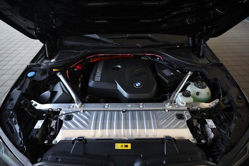 BMW X3 30e xDrive - fotka 9 z 18