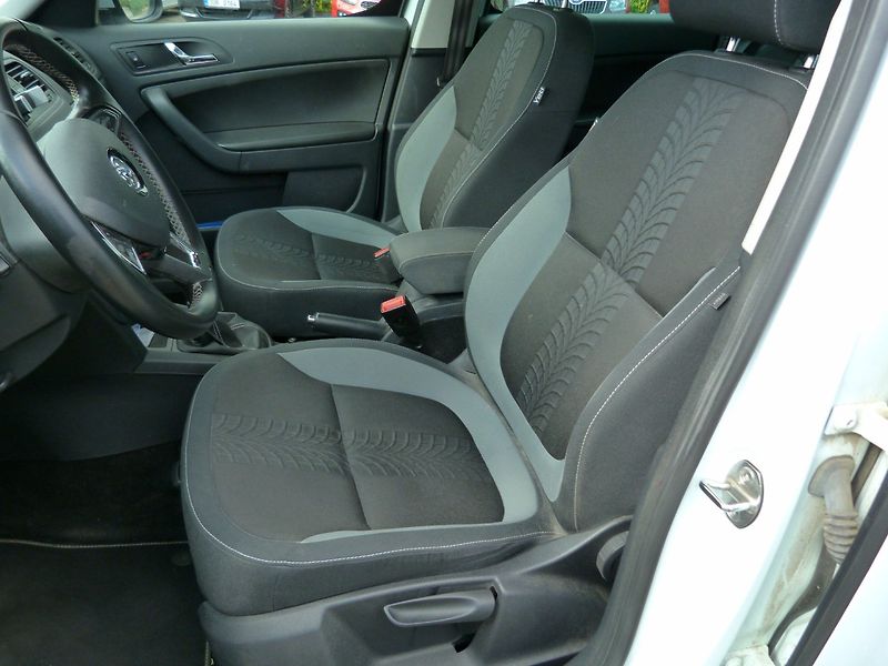 Škoda Yeti 2.0 TDI 4x4 103 kw - fotka 10 z 21